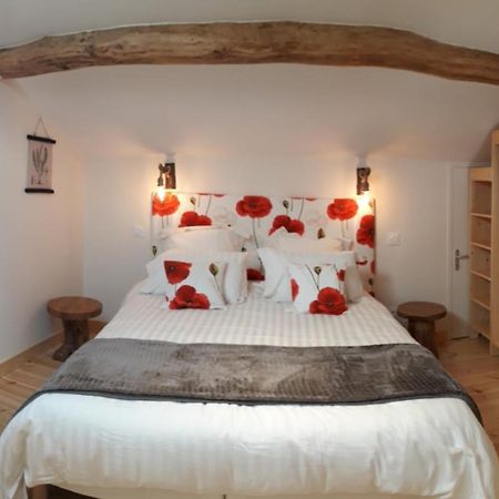 La Cheneviere Bed & Breakfast Saint-Remy-de-Chargnat Exterior photo