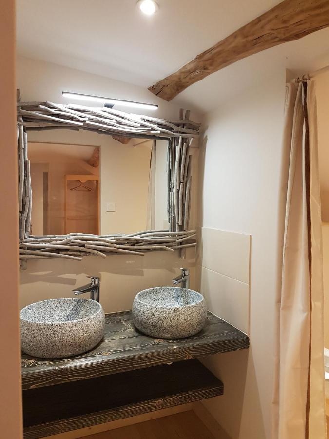 La Cheneviere Bed & Breakfast Saint-Remy-de-Chargnat Exterior photo